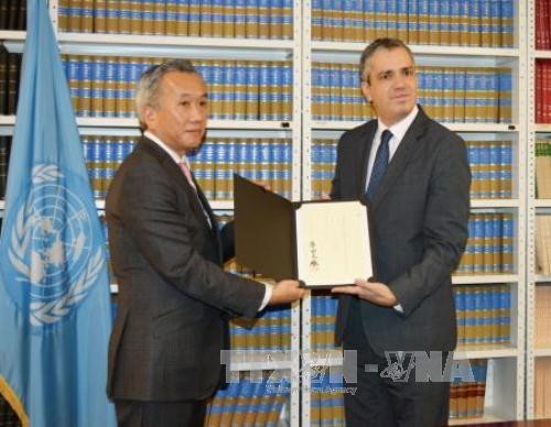 Japan ratifies Paris climate accord - ảnh 1